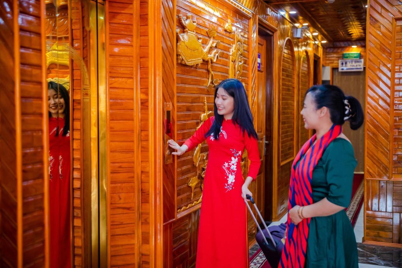 Theking Hotel Huong Gia Luaran gambar